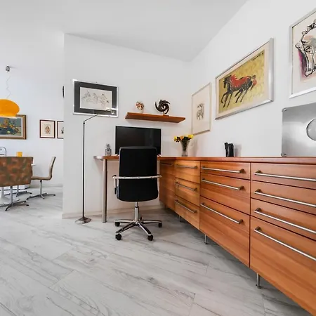 Ur-nest Donato Creti Bologna