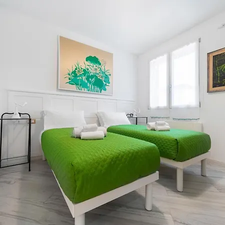 Ur-nest Donato Creti 博洛尼亚