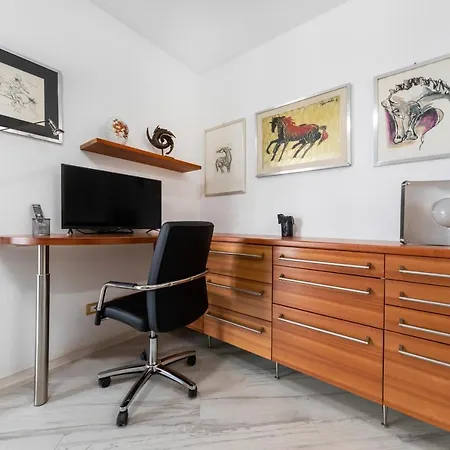 Ur-nest Donato Creti Bologna
