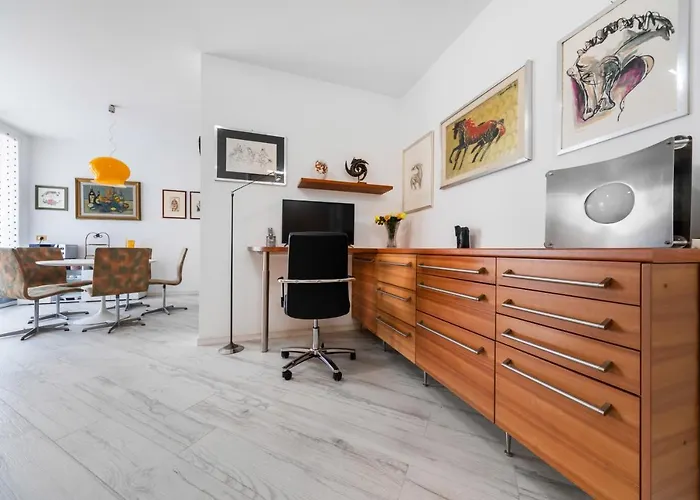 Ur-nest Donato Creti Bologna