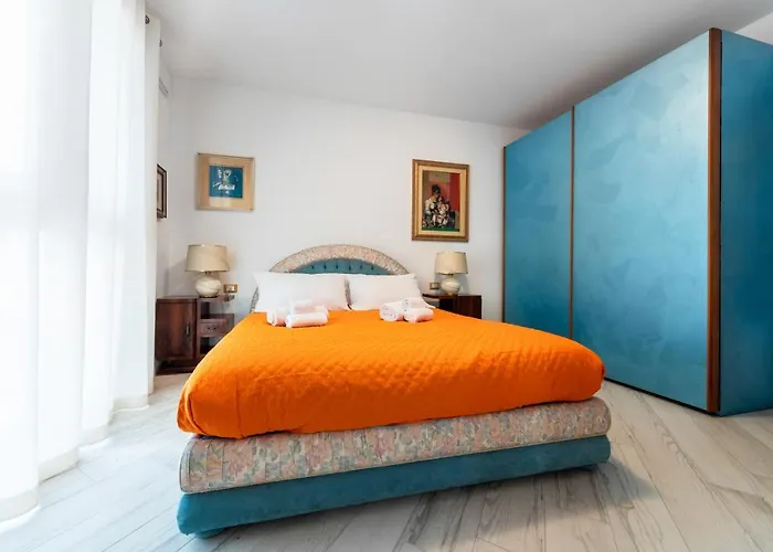 Ur-nest Donato Creti Bologna